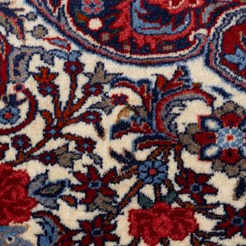 Aso-called "Rosen Bidjar" rug, a. 213 x 138 cm.