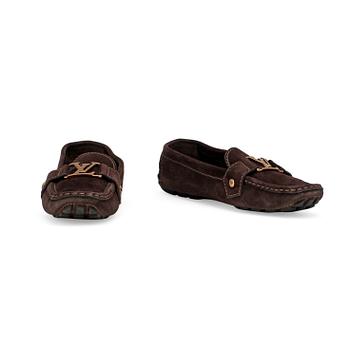759. LOUIS VUITTON, a pair of brown suede loafers.