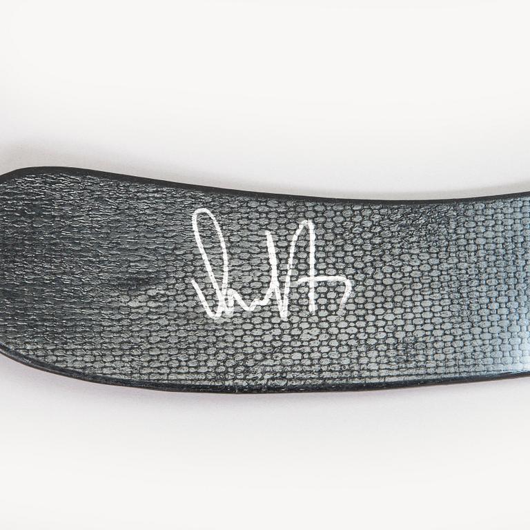 Jääkiekkomaila, signeerattu Alexander Ovechkin.