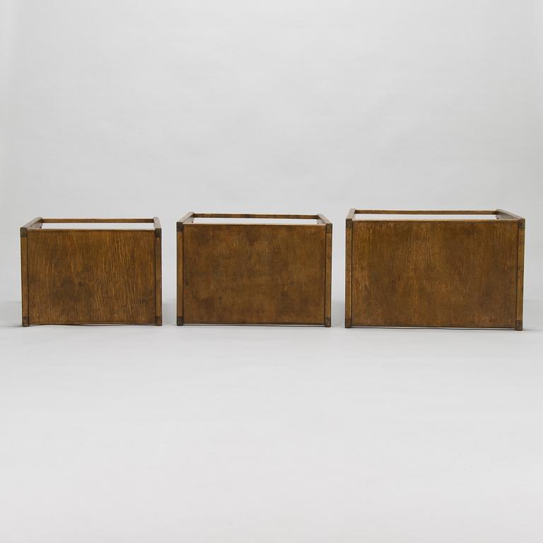 1930's 3-piece nesting tables.