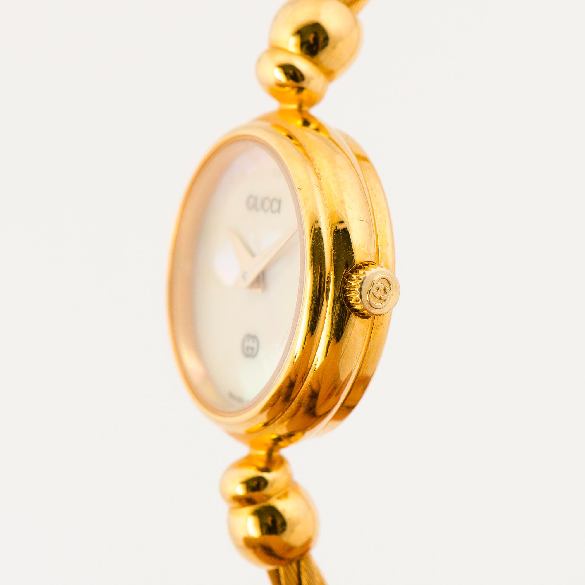 GUCCI Twisted Cable Bangle Watch wristwatch 25 mm. Bukowskis