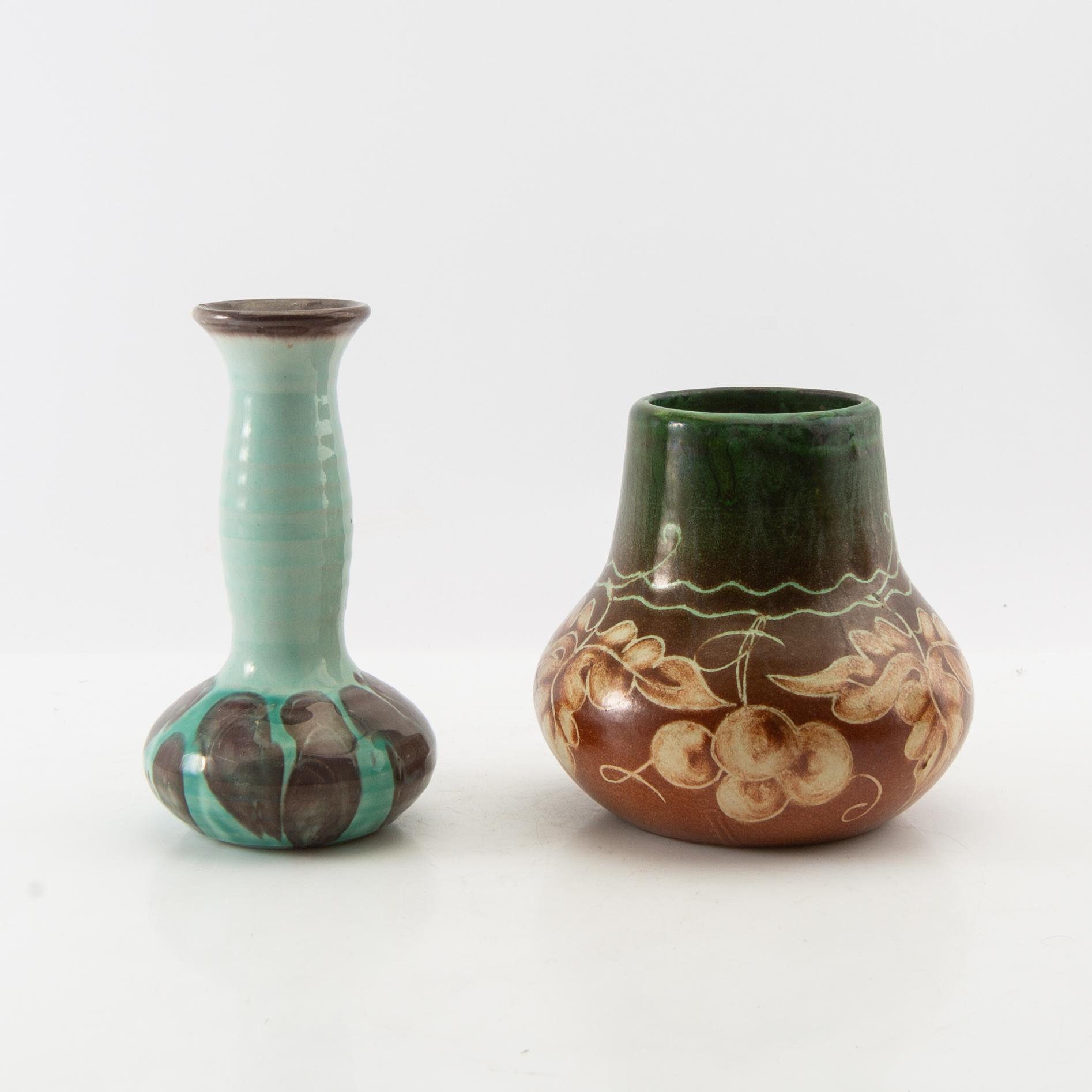 Vases 5 pcs Gabriel Burmeister and Uppsala Ekeby early 20th century glazed stoneware.