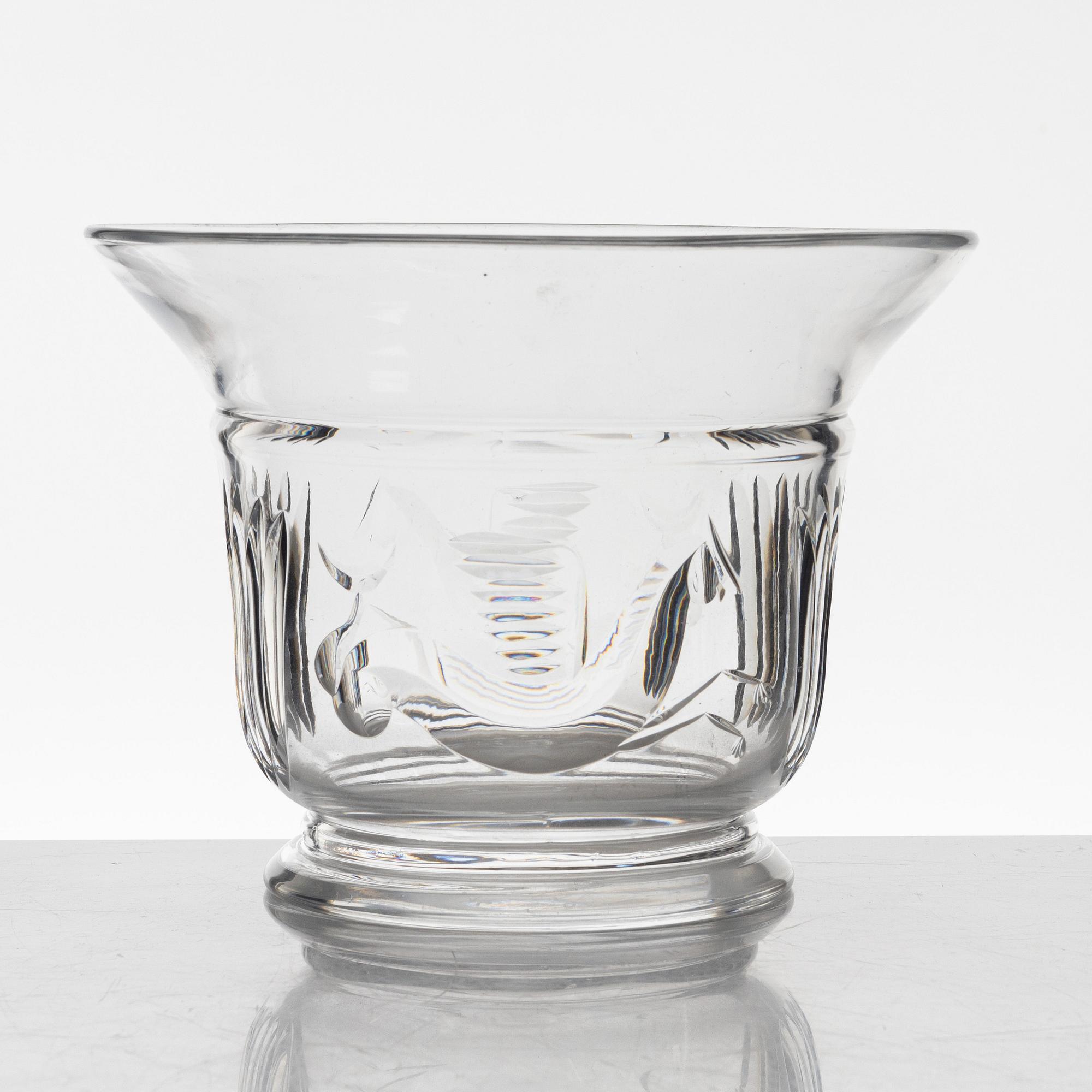 Ewald Dahlskog, a 'Sjöhästen' bowl, Kosta, 1926-29.