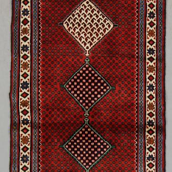 MATTA, Hamadan, ca 286 x 80 cm.