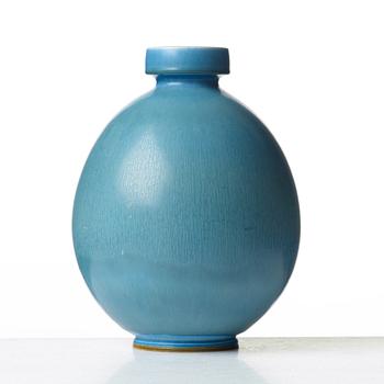 Berndt Friberg, a stoneware vase, Gustavsberg studio, Sweden 1968.