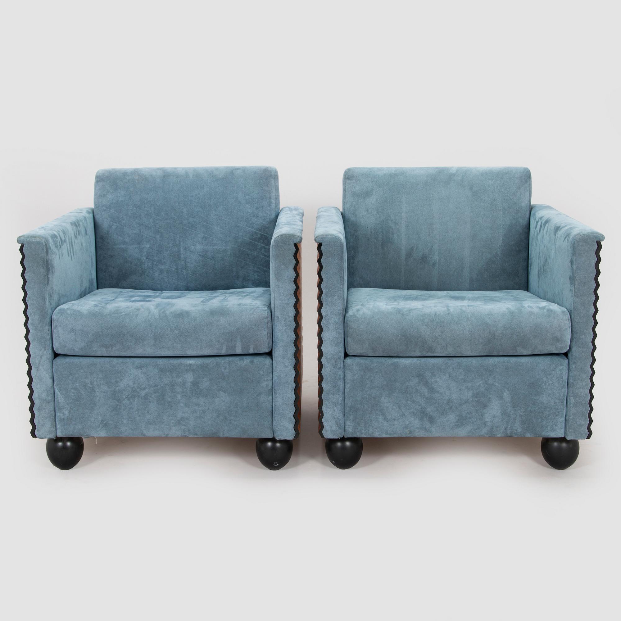 Antti Evävaara, A pair of "Vekki" armchairs, manufacturer Studio Antti E, early 1990s.