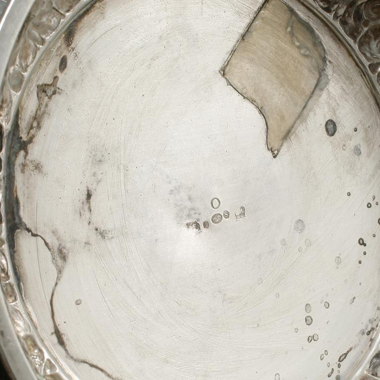 KAFFE- och TESERVIS, 4 delar, silver, svenska importstämplar, 1900-talets första hälft, total vikt 2070 g.
