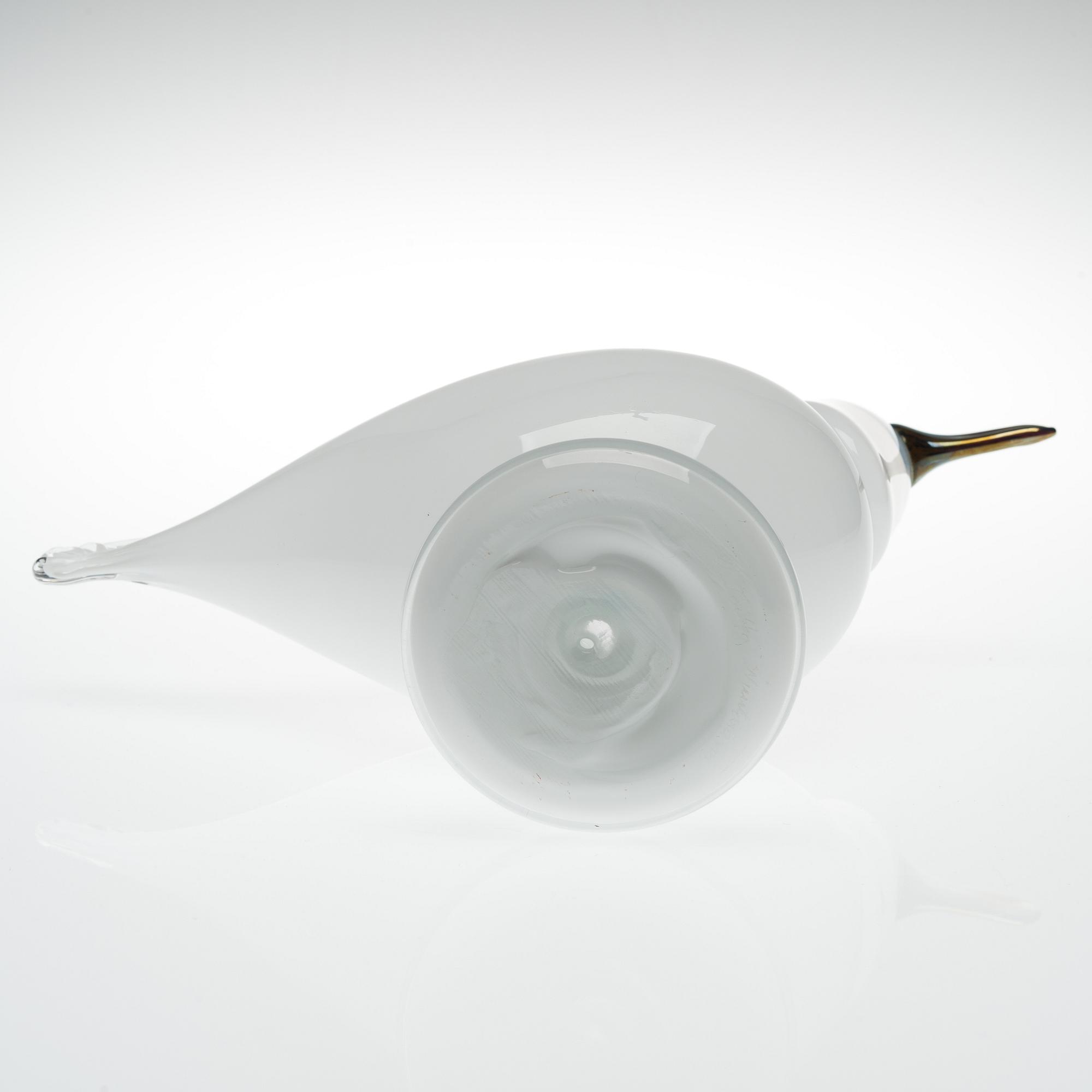 OIVA TOIKKA, LASILINTU. Signeerattu O. Toikka Nuutajärvi.