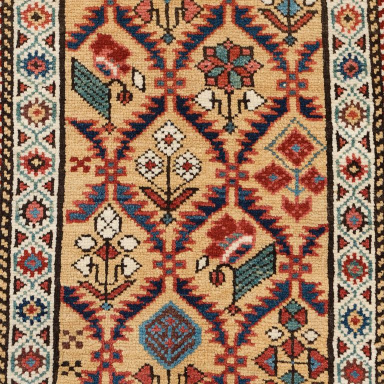 MATTO, an antique Kuba, ca 289,5 x 97 cm (as well as the ends with 1 cm light blue soumak).