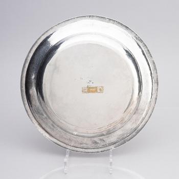 A Swedish late 18th century silver dish, mark of Olof Hellbom, Stockholm 1798.