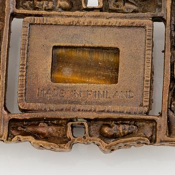 Pentti Sarpaneva, Collier,brons med tigeröga. Möjligen Pentti Sarpaneva,