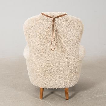 Carl Malmsten, armchair "Farmor", second half of the 20th century.