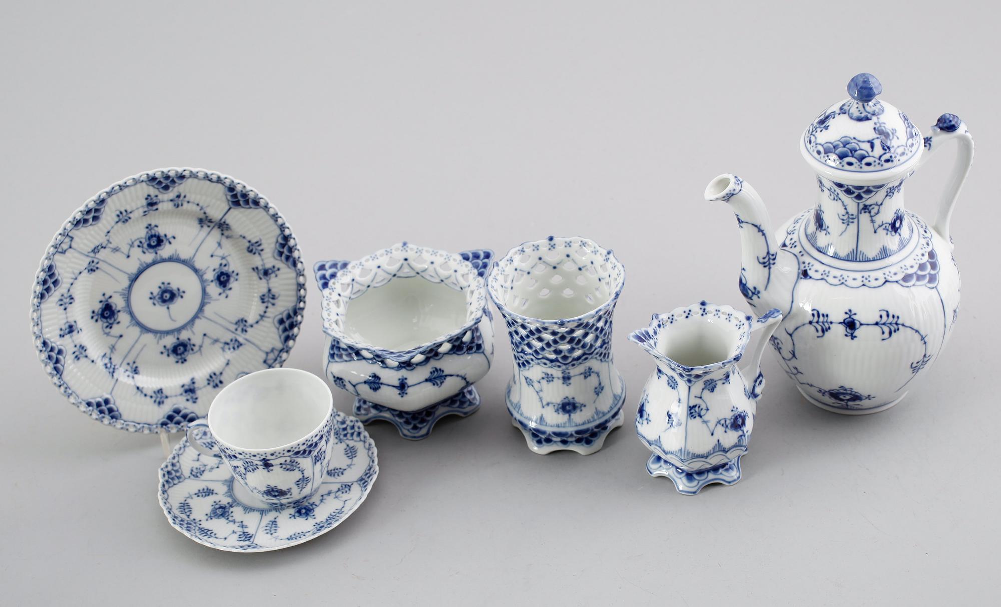 KAFFESERVIS, 28 delar, porslin, Royal Copenhagen.