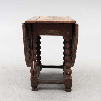 a drop-leaf table, Sweden, 18th/19th century.