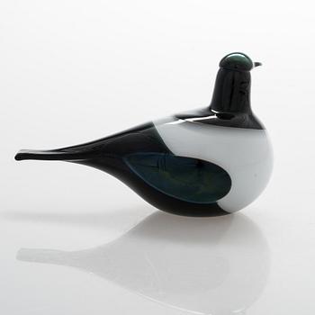Oiva Toikka, , a glass bird signed O. Toikka Nuutajärvi.