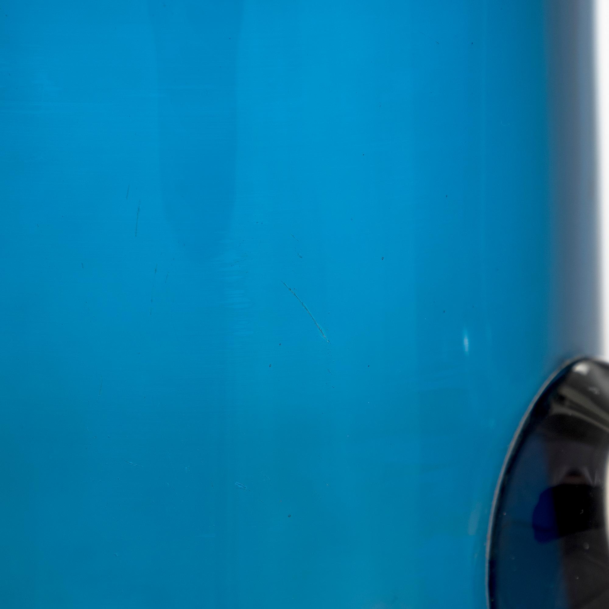 Nanny Still, a 'Harlequin' pitcher model 1743 for Riihimäki Glassworks.