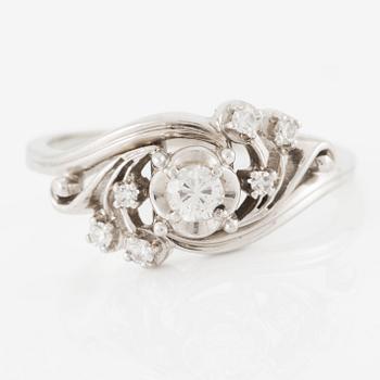 Ring, 18K white gold set with brilliant-cut and octagonal-cut diamonds.