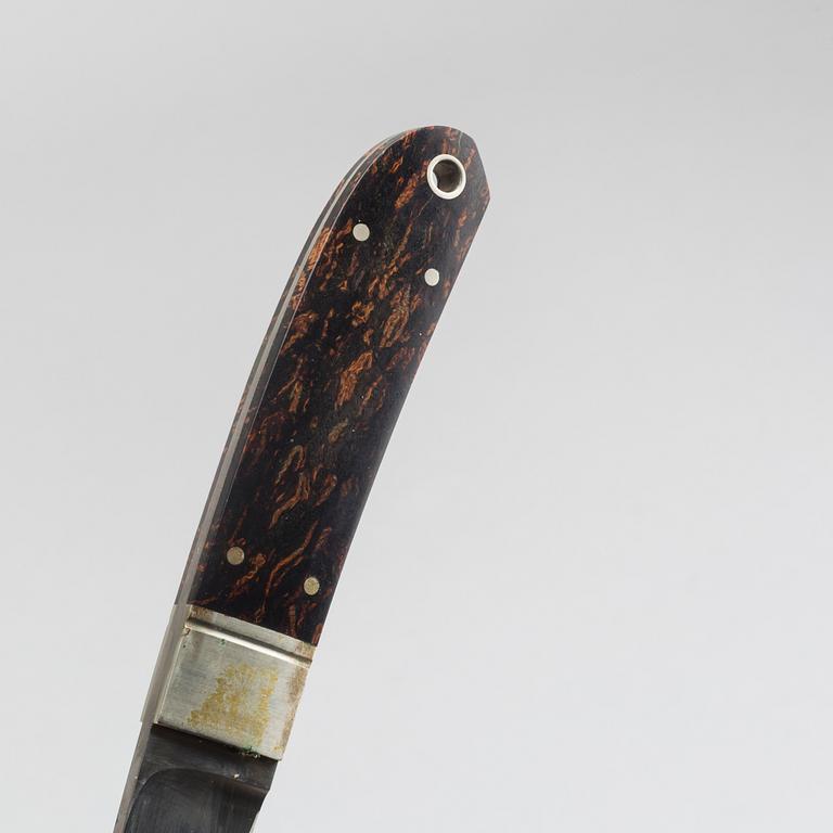 Two Berth Öberg knifes.