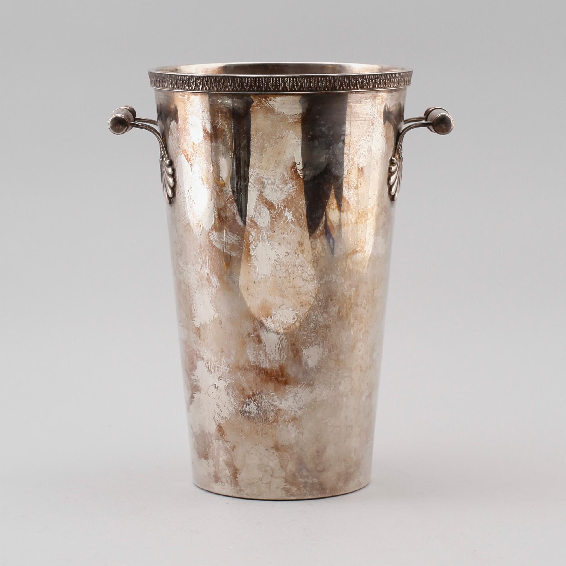 CHAMPAGNEKYLARE, nysilver, sannolikt Frankrike, 1900-talets första hälft.