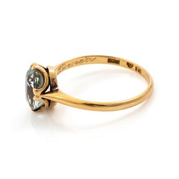 Ring, 18K gold with light aquamarine.