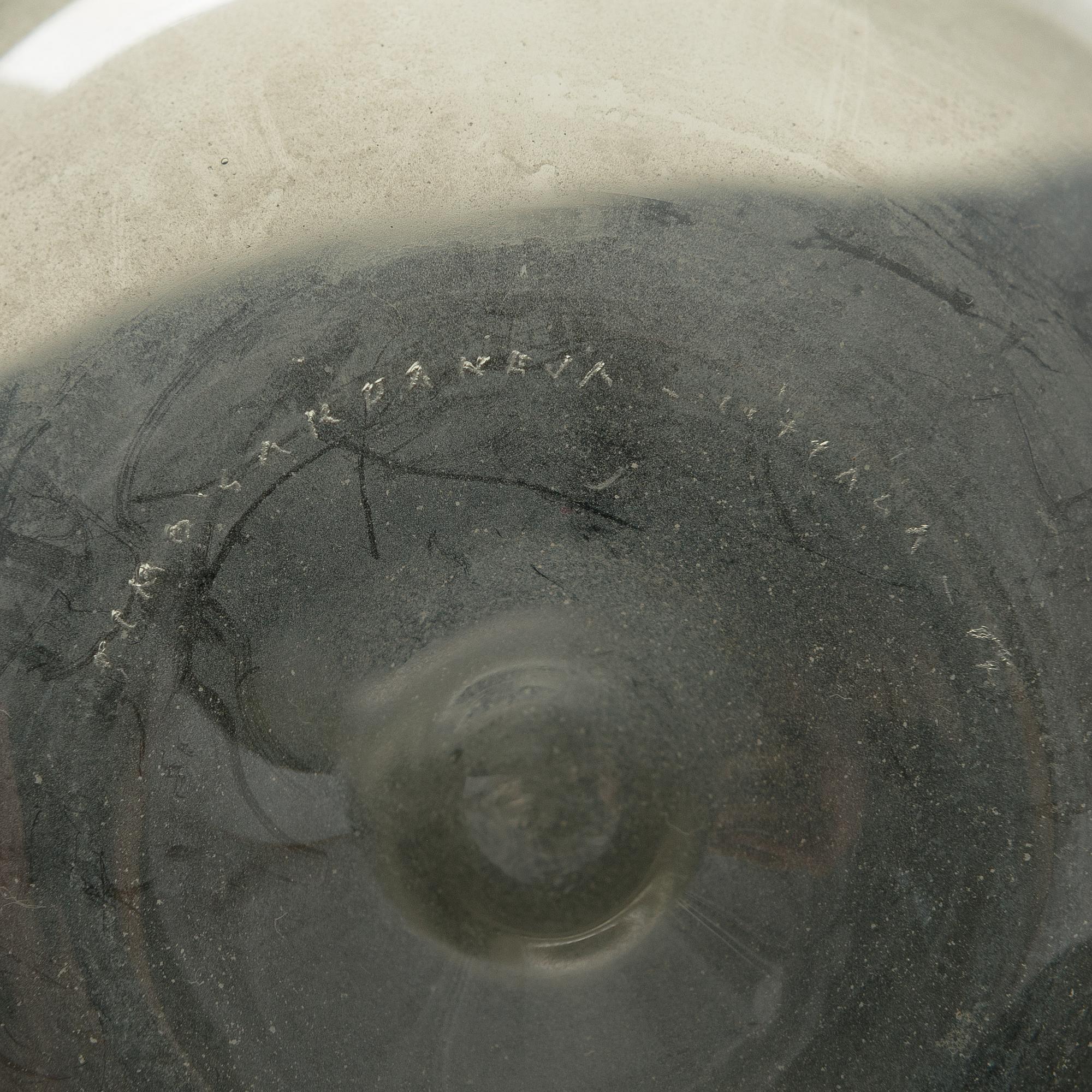 Timo Sarpaneva, a "Bird bottel" and a bottle "i 400". ISigned Timo Sarpaneva Iittala.