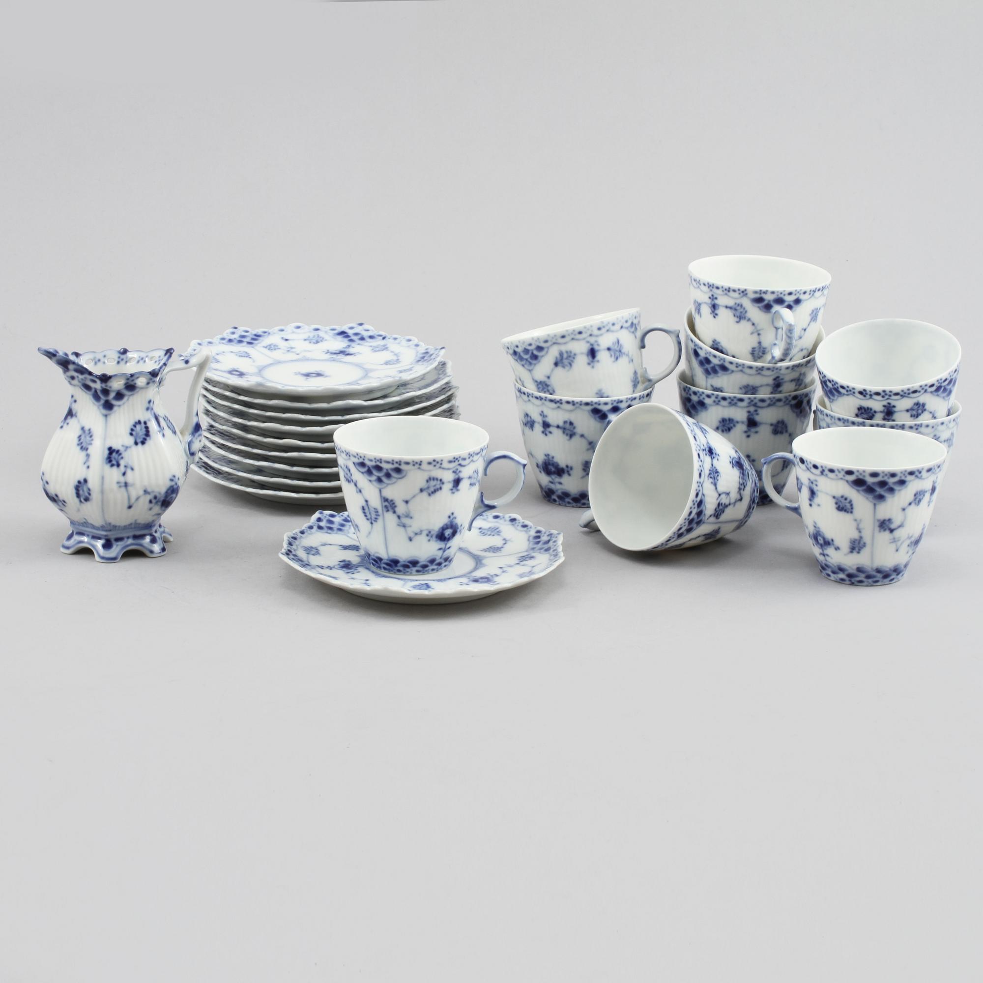 SERVISDELAR, 11 delar, porslin, Musselmalet, Royal Copenhagen, 1900-talets andra hälft.