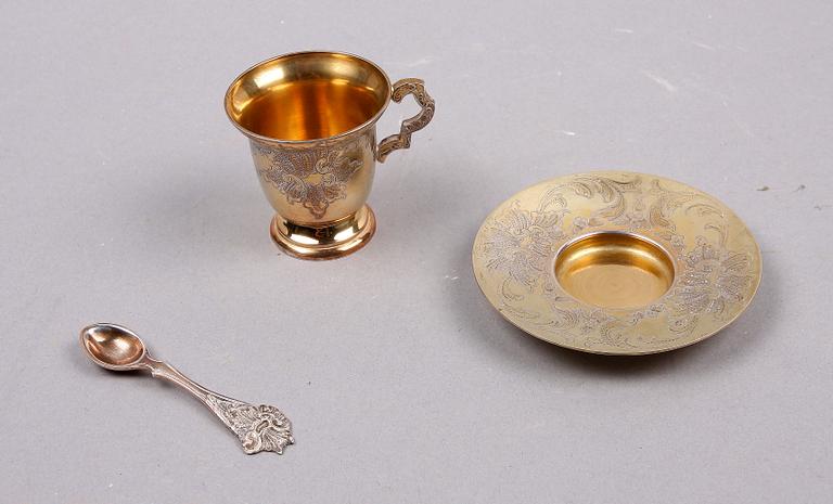 MOCCAKOPP MED FAT, silver, rokokostil, Portugal, 1900-tal.