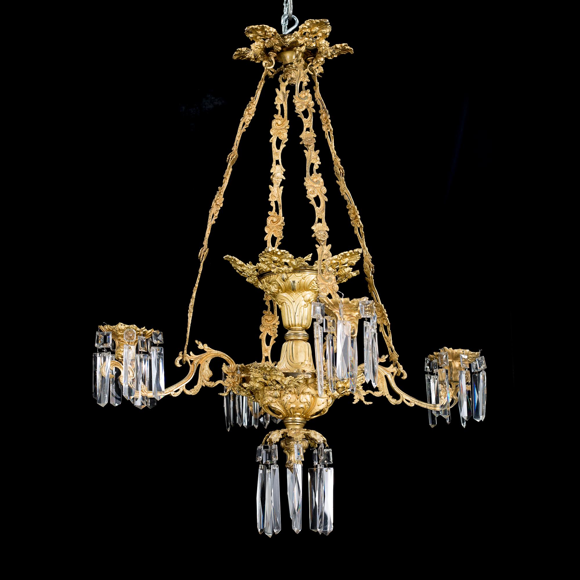 A chandelier from the second half of the 19th century.