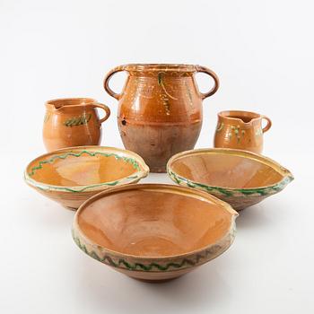 Jug, spill bowl and bowls 11 dl Skåne 20th century glazed earthenware.