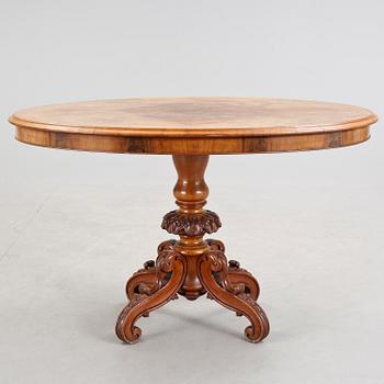 Nyrokoko, 1820 · DIVANBORD, nyrokoko, 1800-talets andra hälft.