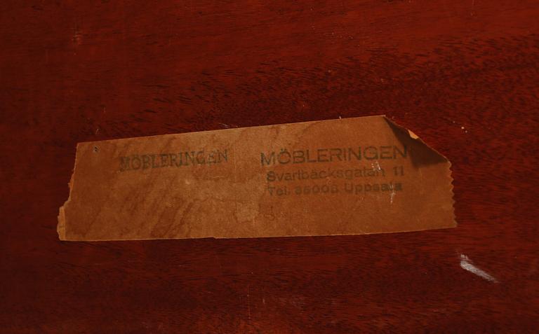 MATSALSGRUPP, 13 delar, gustaviansk stil, 1900-talets andra hälft.