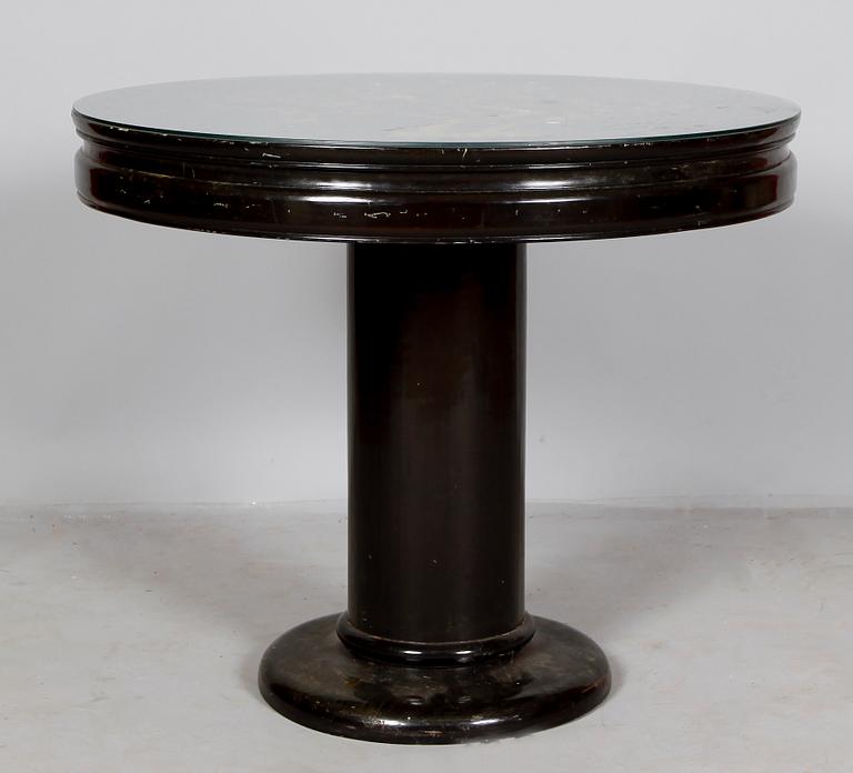 BORD, orientalisk stil, 1900-talets första hälft.