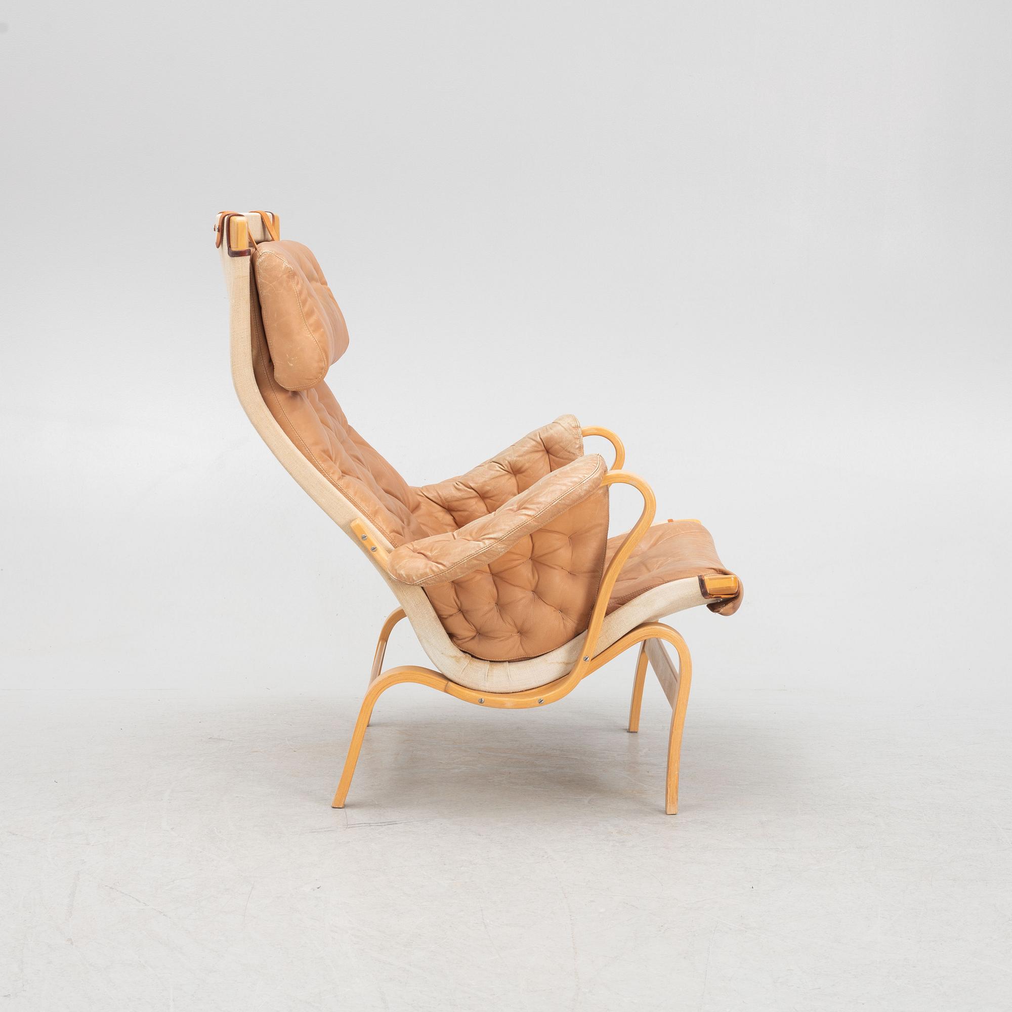 Bruno Mathsson, fåtölj, "Pernilla 69", Dux.