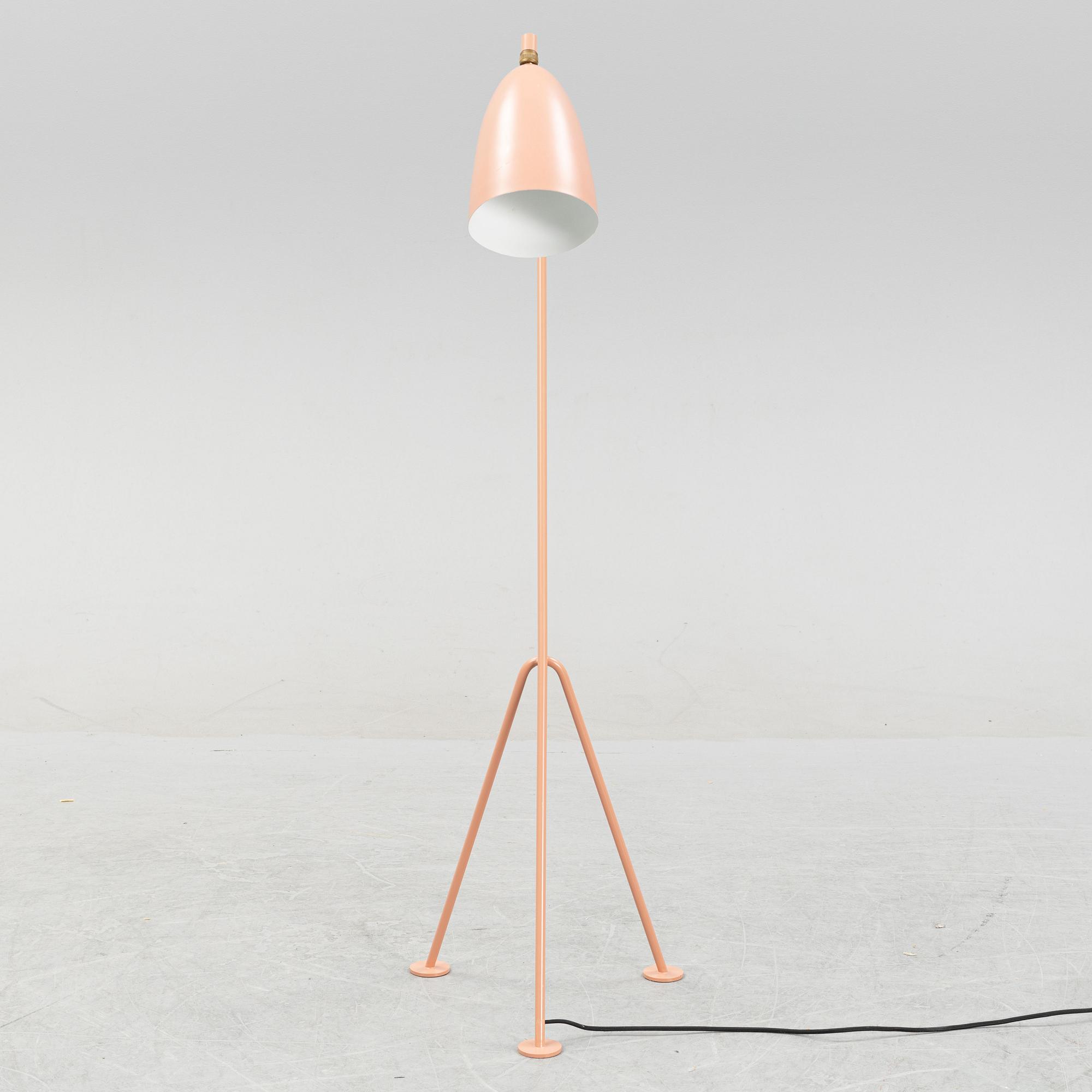 Greta Magnusson Grossman, golvlampa, "Grasshopper", GUBI, 2000-tal.