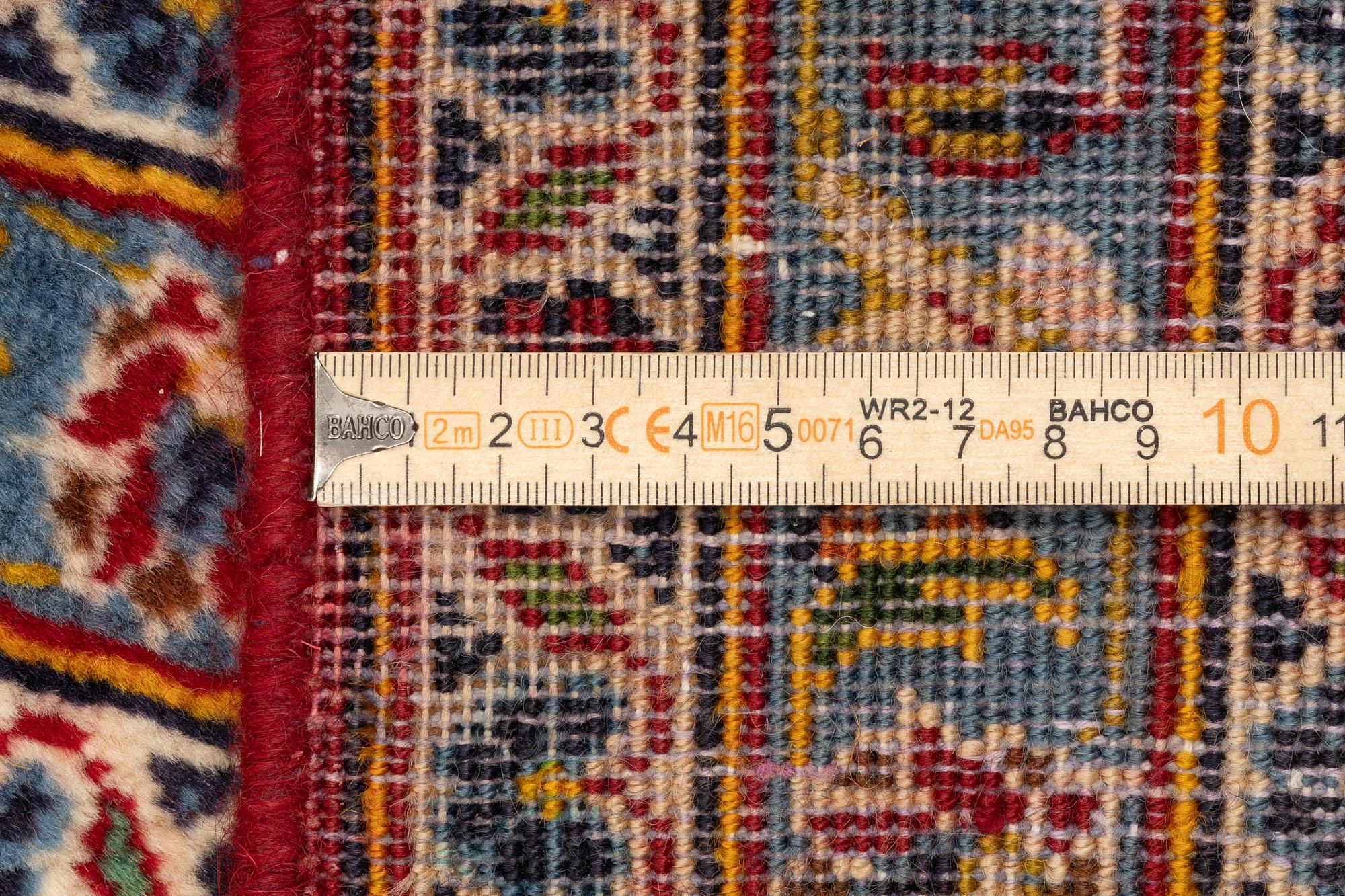 Carpet, oriental, approx. 385 x 292 cm.