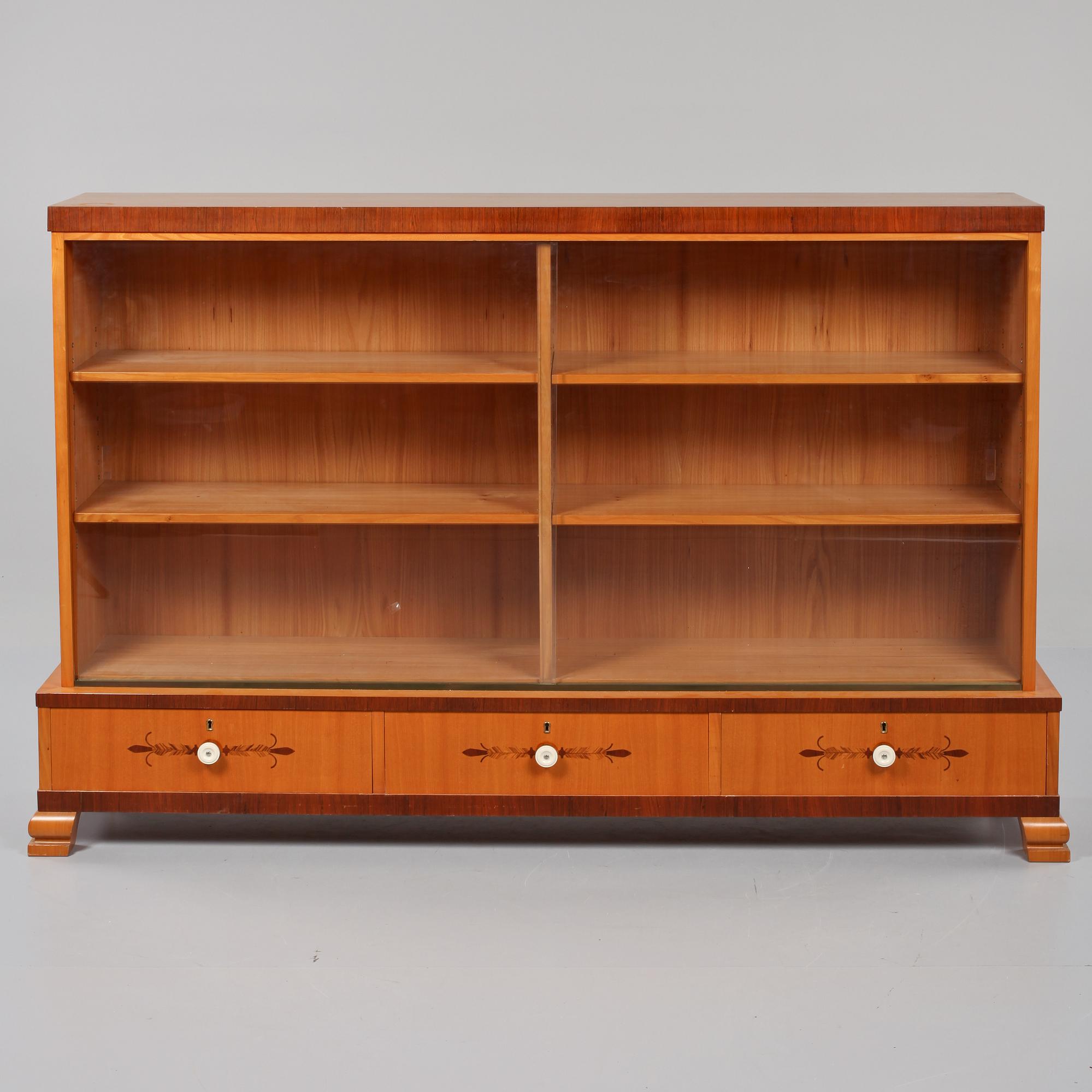 BOKSKÅP, Sverige, 1930-tal.