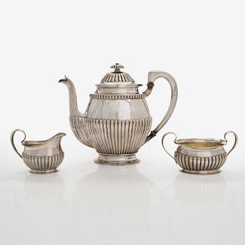 A three-piece silver coffee set in silver, Helsinki 1930 and 1938.