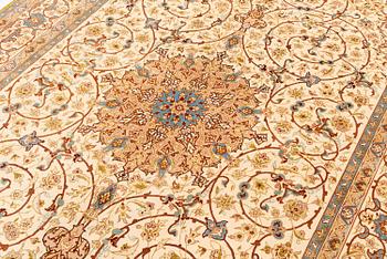 Matta, semiantik Isfahan, centrala Persien, part silk, signerad Sarraf Mamoury, ca 315 x 193 cm.