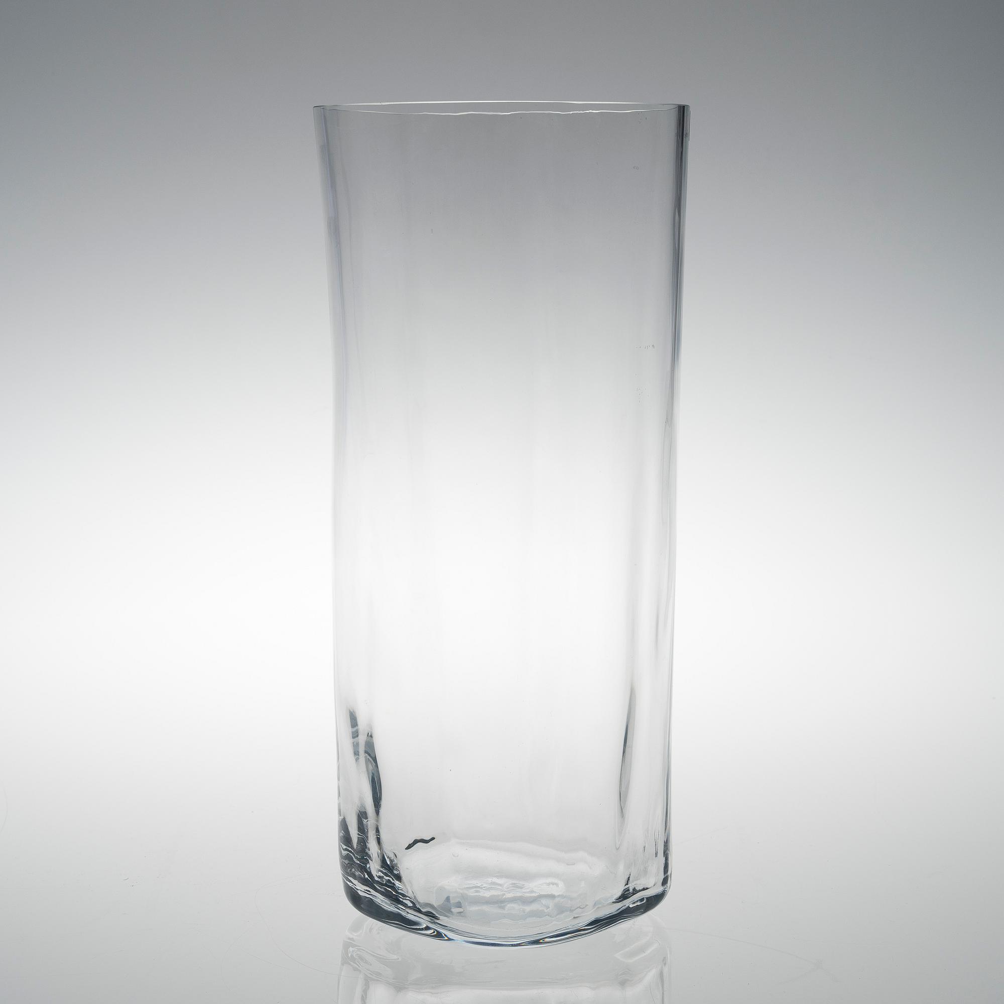 ALVAR AALTO, VASE. Signed Alvar Aalto Iittala 2008. Designed in 1936.