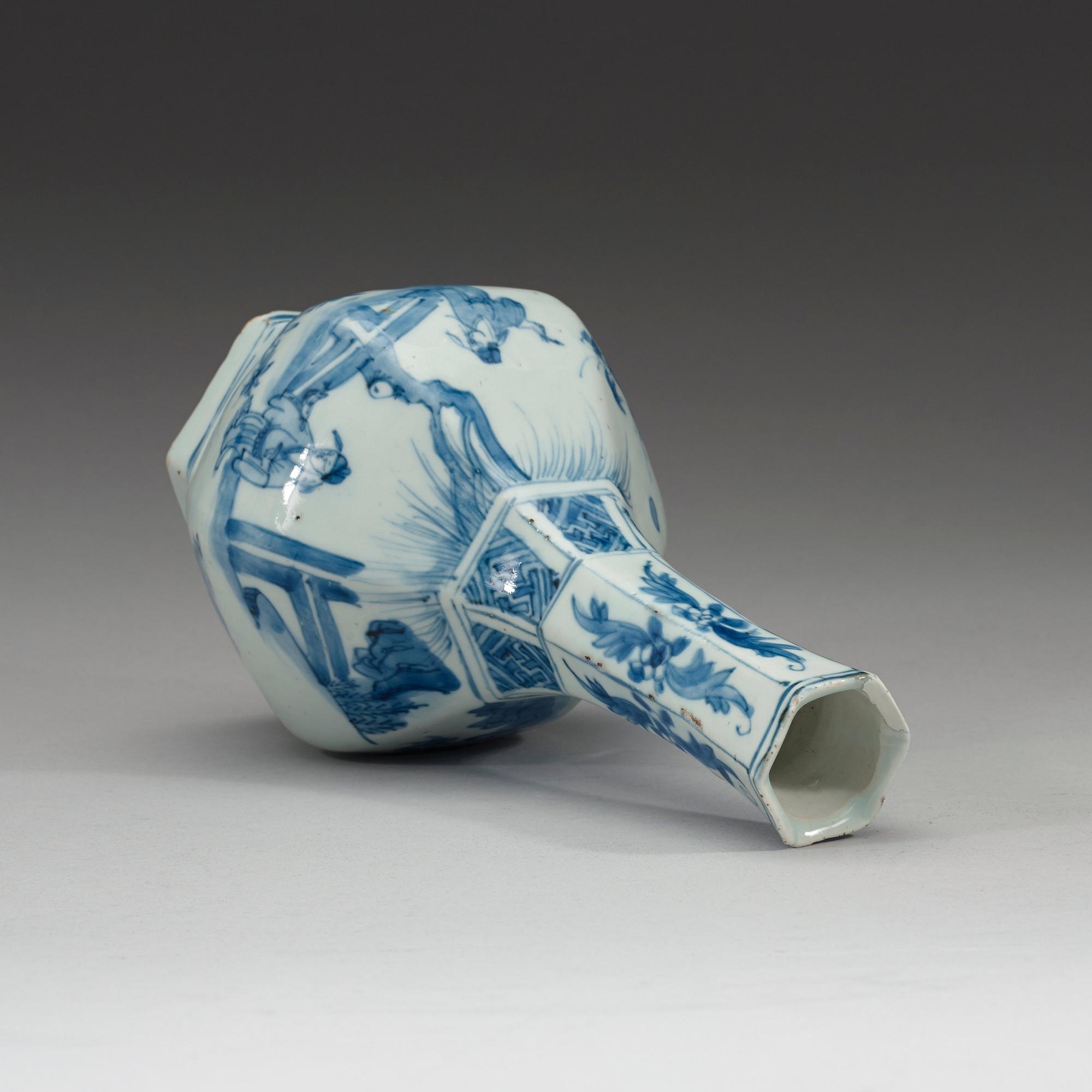 FLASKA, porslin, Transition 1600-tal.