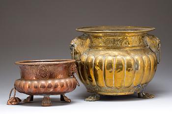 YTTERFODER, 2 st. Barockstil. 1800-talets andra hälft.