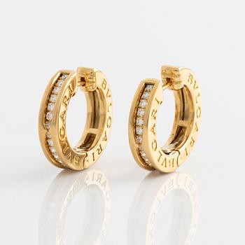 Bulgari a pair of earrings "B.zero 1" in 18K gold with round brilliant-cut diamonds.