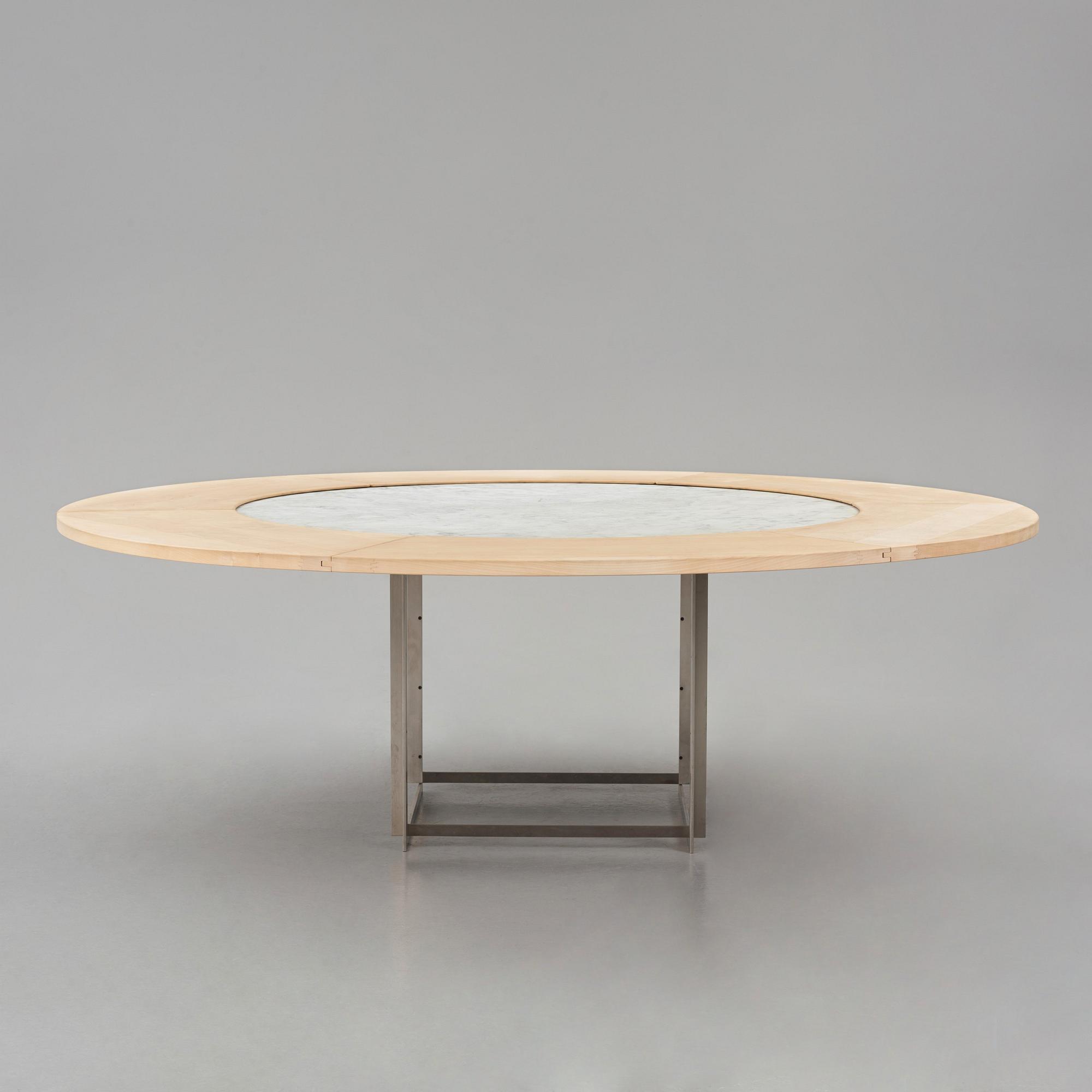 Poul Kjaerholm, matbord, "PK-54", Fritz Hansen, Danmark, 2011.