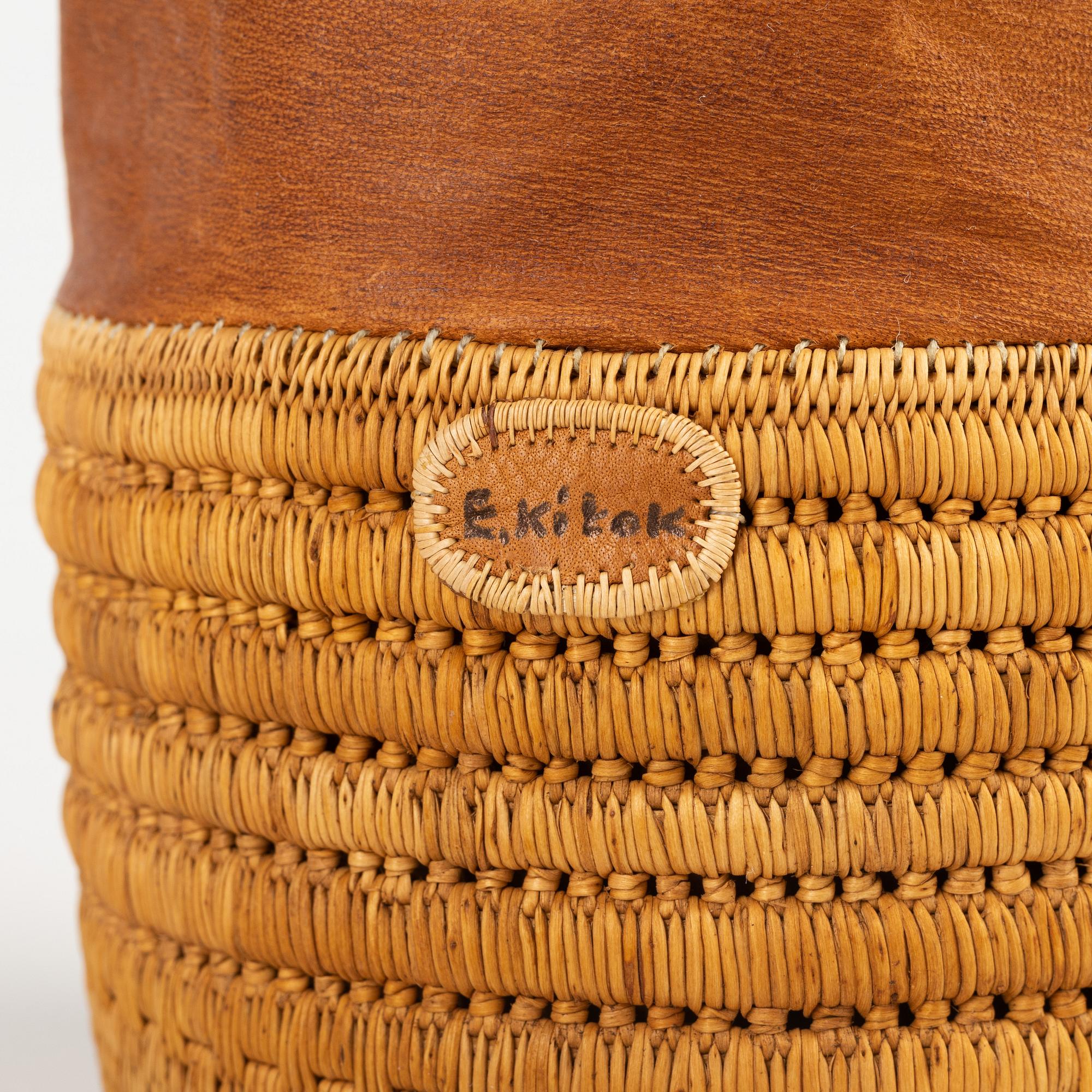 A birch root and leather bag by Ellen Kitok-Andersson.