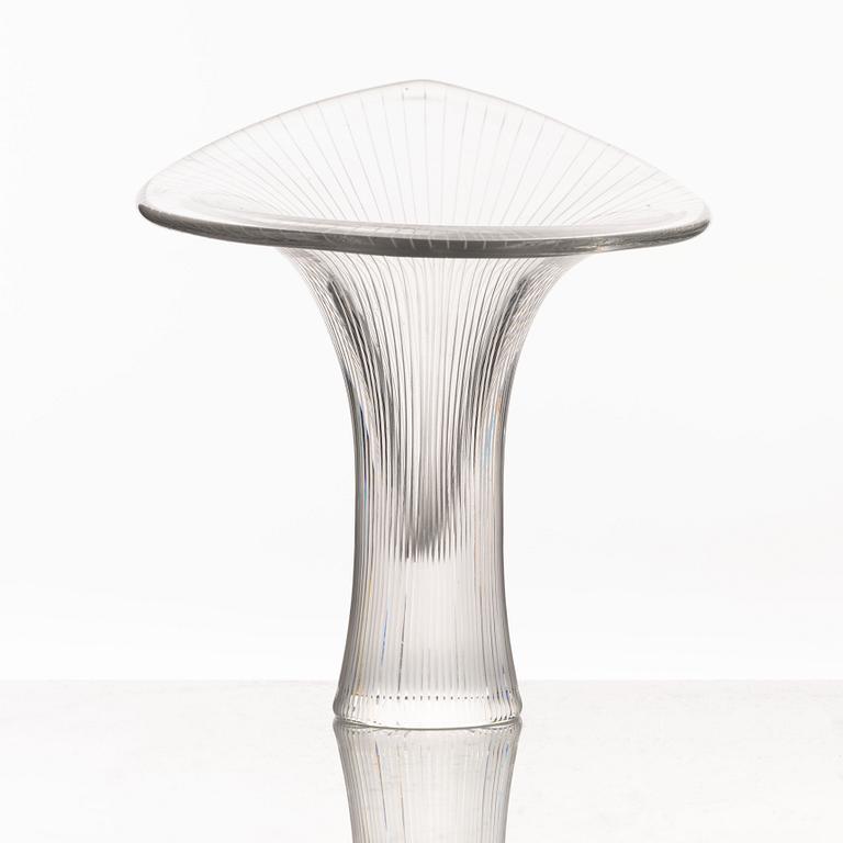 Tapio Wirkkala, a 'Kanterelli' glass vase, Iittala, Finland.