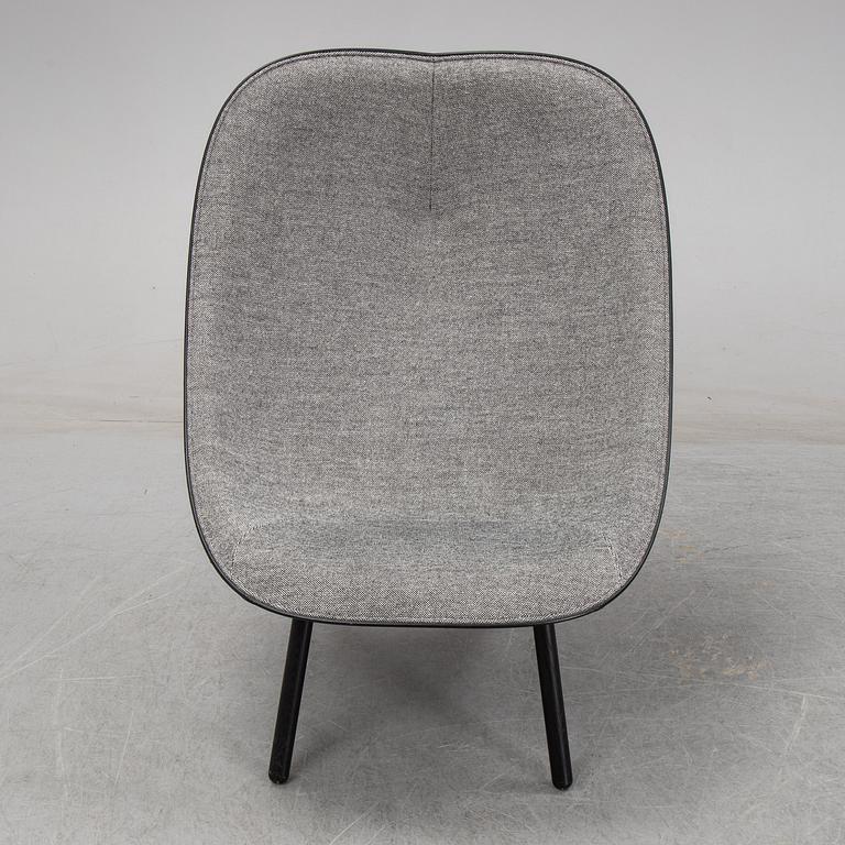A 21st Century 'Uchiwa' lounge chair by Doshi Levien for Hay.