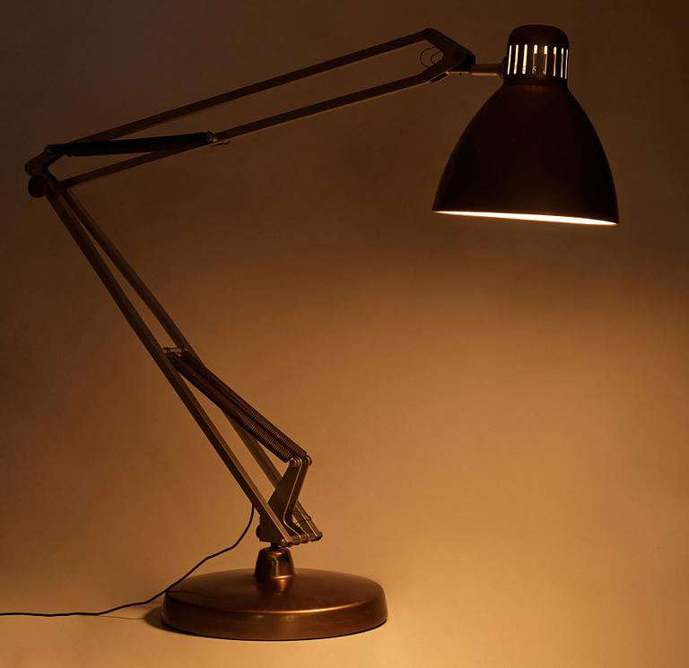 Gaetano Pesce, a "Moloch" floor lamp, ed. 009, Bracciodiferro, Italy, ca 1970-71.