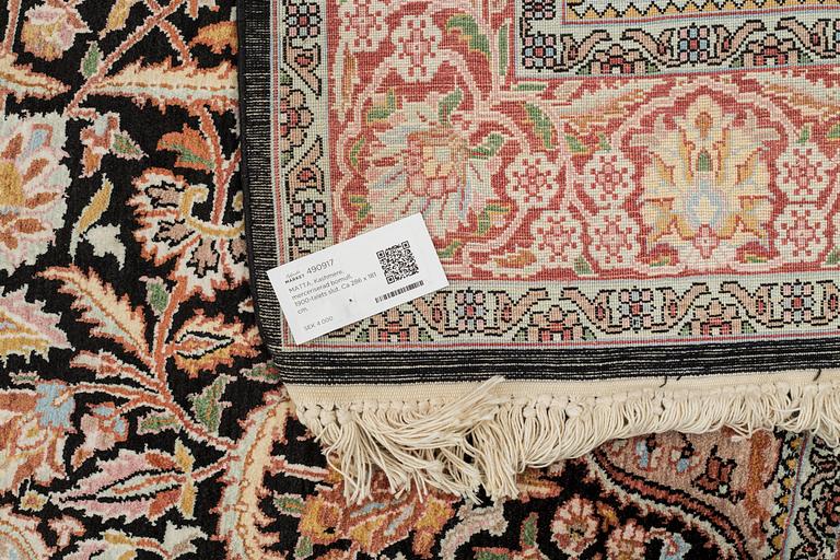 MATTA, Kashmere, merceriserad bomull, 1900-talets slut. Ca 286 x 181 cm.