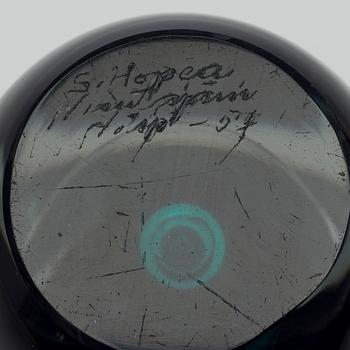 SAARA HOPEA, VAS, SH 122. Bubbla. Sign. S. Hopea Nuutajärvi Notsjö -57.