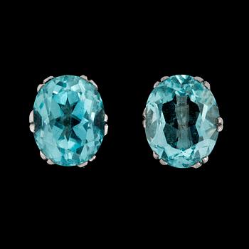 155. A pair of aquamarine earrings, tot. 8.33 cts.